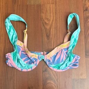 Billabong Colorful Tropical Wire Bikini Top